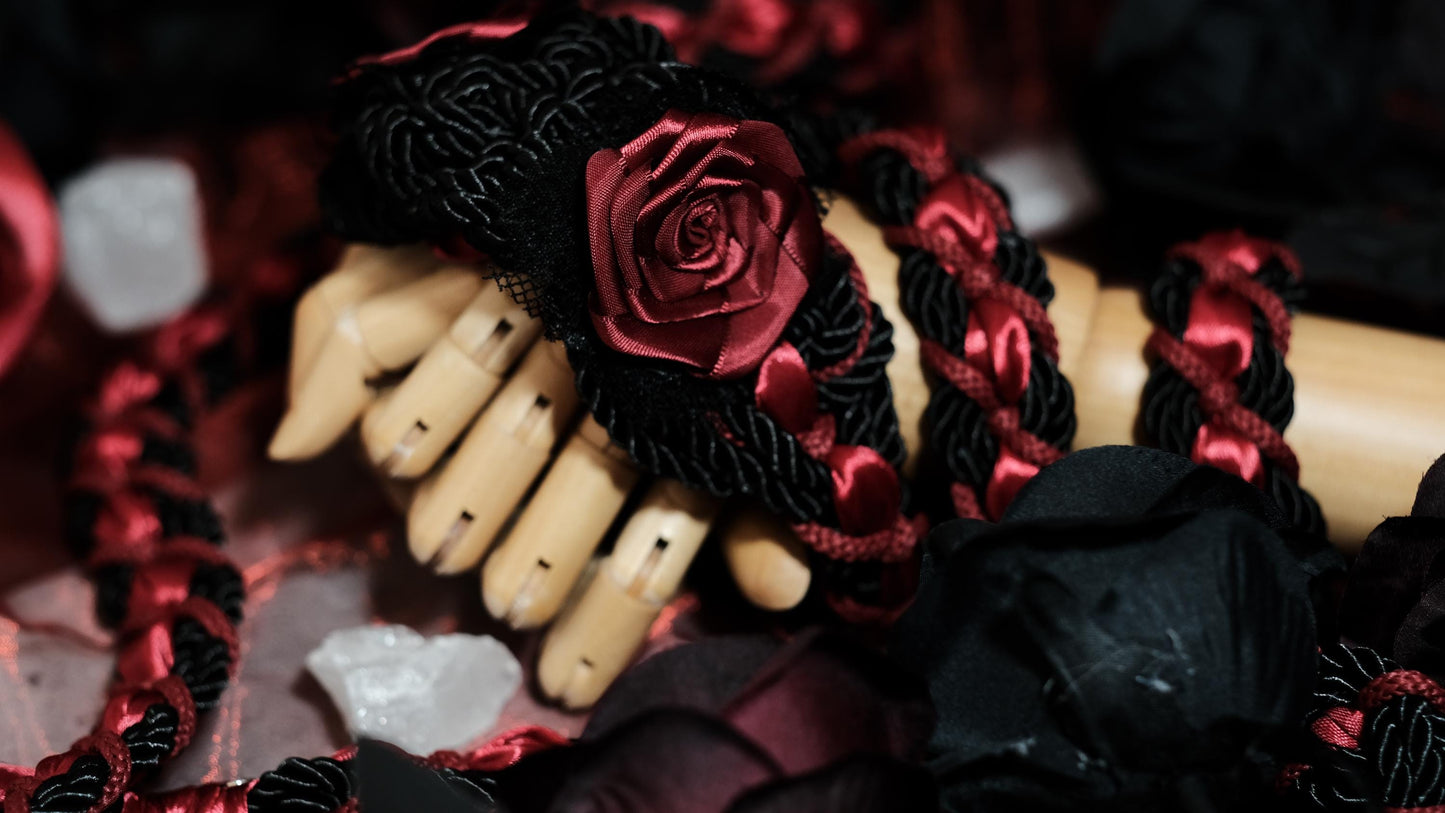 Custom braided Handfasting Cord: Gothic Black & Red with Roses Celtic Love Knot – Customizable Colors