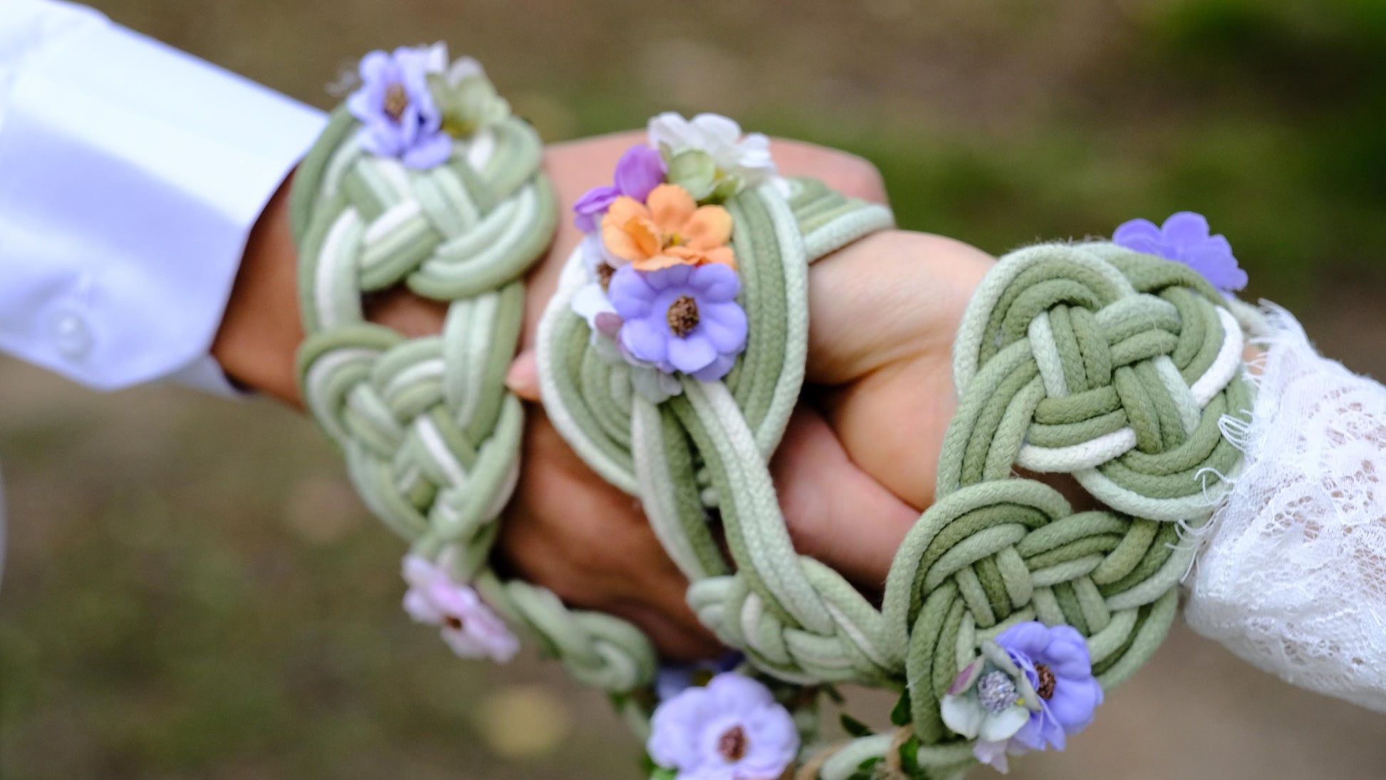 Custom braided Handfasting Cord: Floral Gradient Braid with Celtic Nine Knots – Customizable Colors
