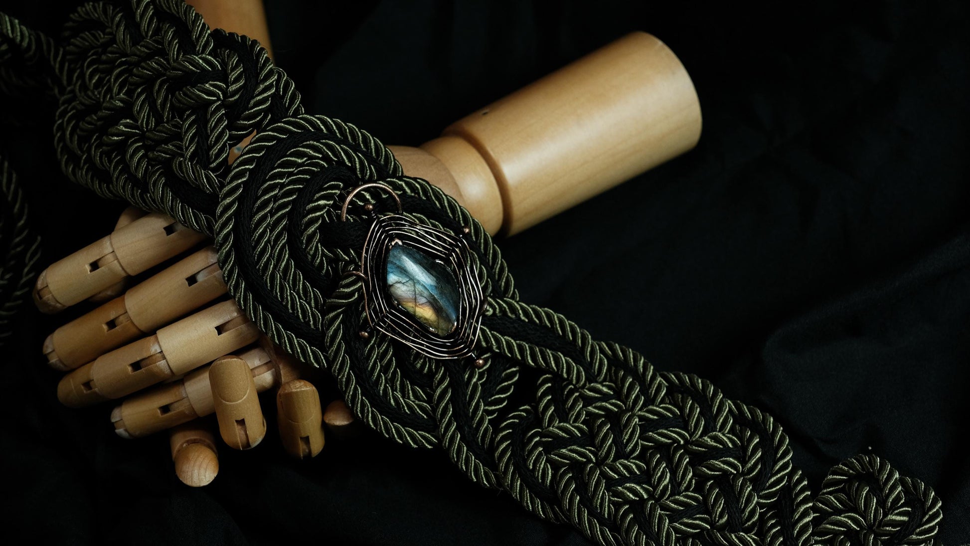 Custom braided Handfasting Cord, Black & Deep Green with Crystal Celtic Love Knot – Customizable Colors