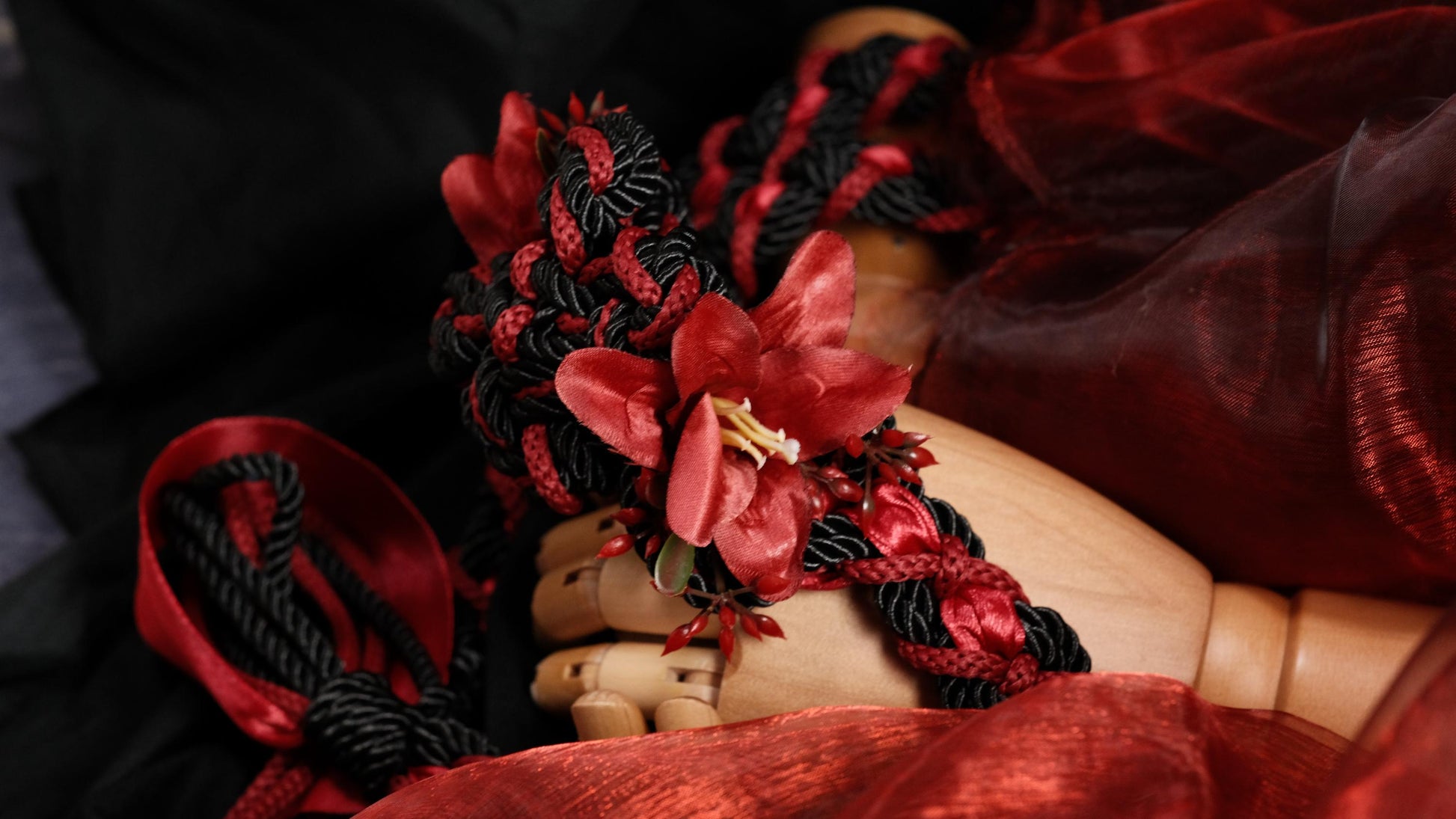 Custom braided Handfasting Cord, Black & Red with Lily, Celtic Love Knot – Customizable Colors
